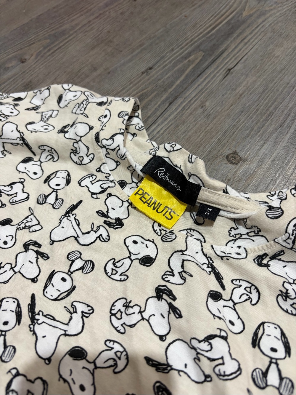 Peanuts Women’s Cream Snoopy Pajamas